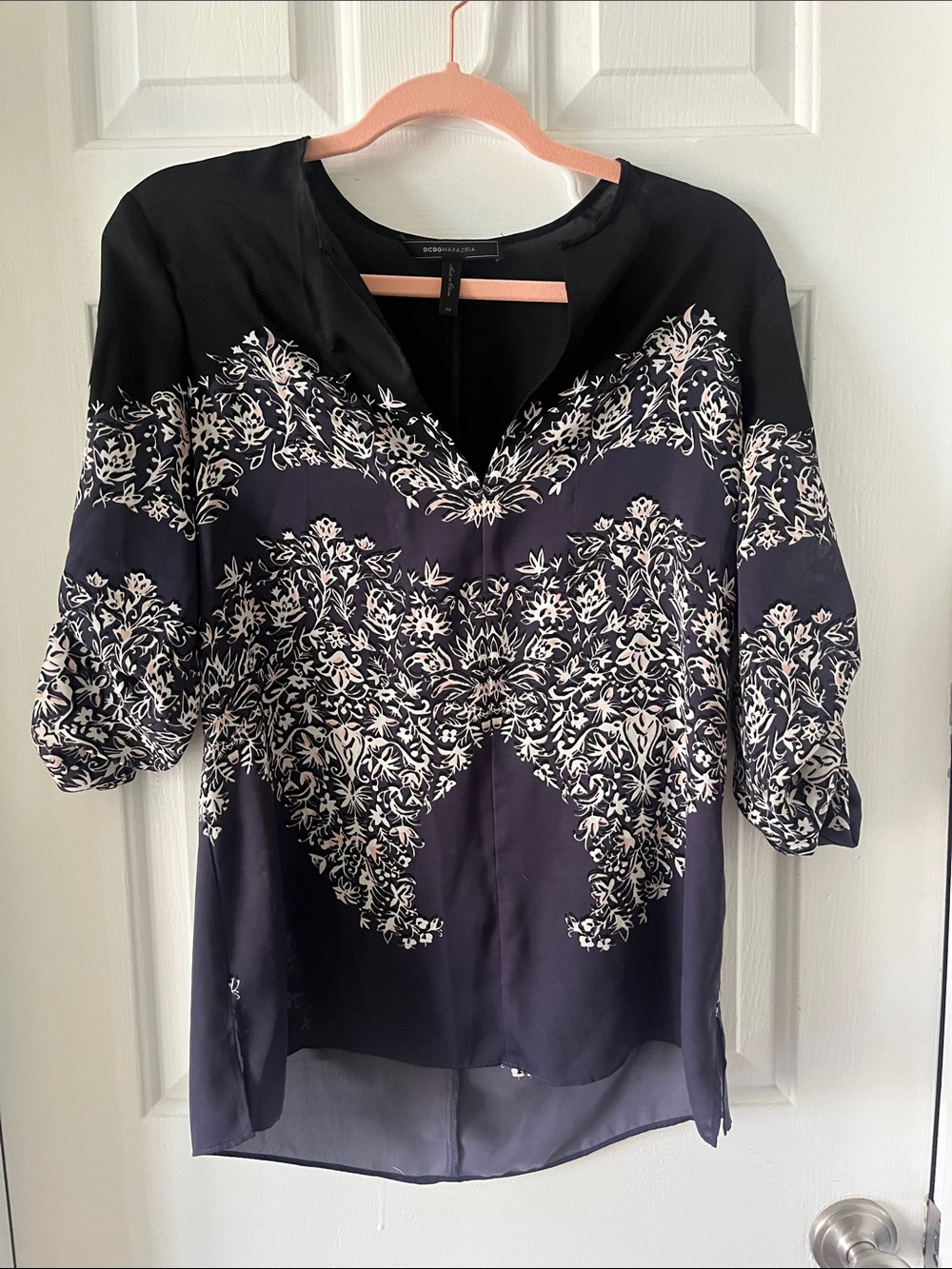 BCBG Max Azria Navy and Black Floral-Patterned Blouse